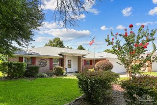 10703 Brook Bend Cir, Pensacola, FL 32506