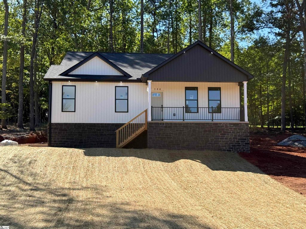 144 Eastbrook Road, Gaffney, SC 29340