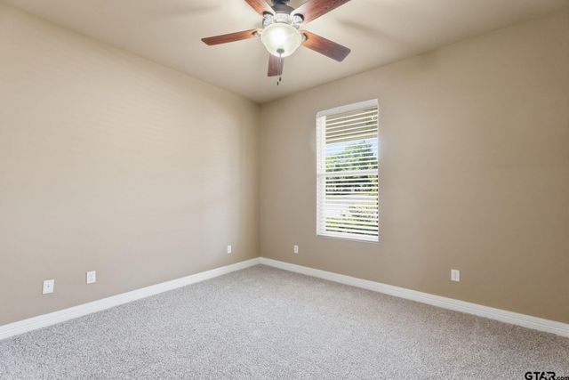 807 Jaxon Drive, Whitehouse, TX 75791