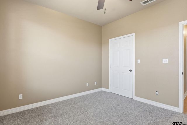 807 Jaxon Drive, Whitehouse, TX 75791
