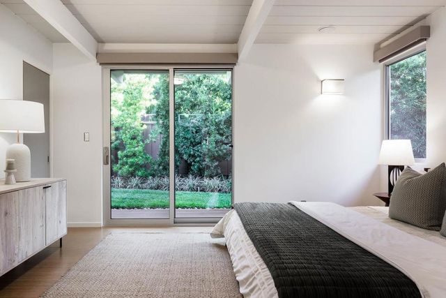 618 Wildwood Lane, Palo Alto, CA 94303