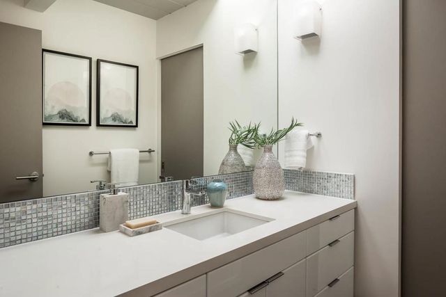 618 Wildwood Lane, Palo Alto, CA 94303