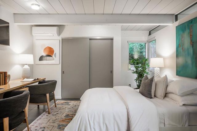 618 Wildwood Lane, Palo Alto, CA 94303