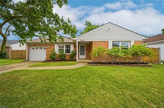 4009 Lombard DR, Virginia Beach, VA 23453