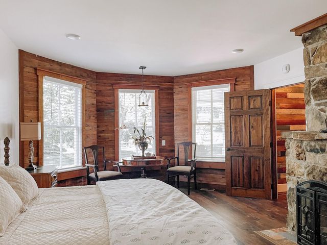 12 Moffat St Street, Monteagle, TN 37356