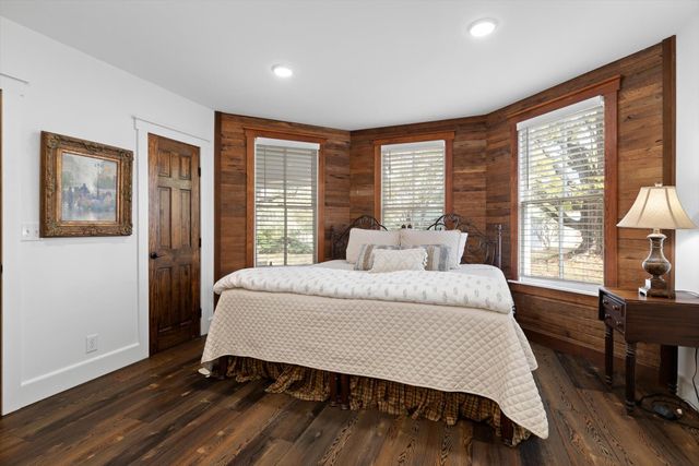 12 Moffat St Street, Monteagle, TN 37356