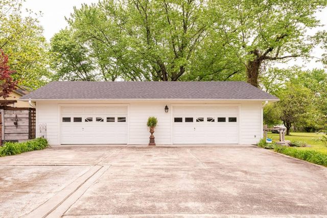 12 Moffat St Street, Monteagle, TN 37356