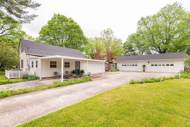 12 Moffat St Street, Monteagle, TN 37356