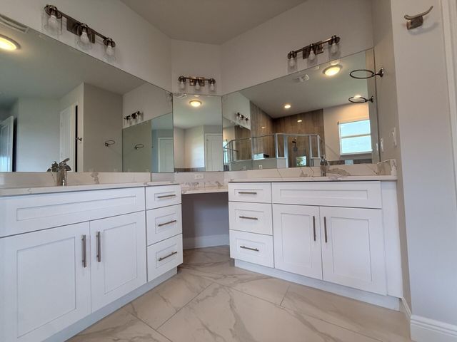 5673 NW Whitecap Road, Port St. Lucie, Port St Lucie, FL 34986