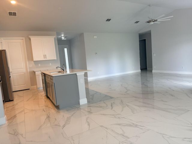 5673 NW Whitecap Road, Port St. Lucie, Port St Lucie, FL 34986