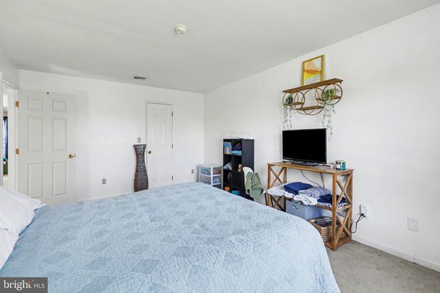 126 W PORTLAND ST, Mechanicsburg, PA 17055