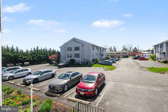 126 W PORTLAND ST, Mechanicsburg, PA 17055