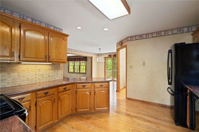 8214 Marquis Drive, Mccandless, PA 15237