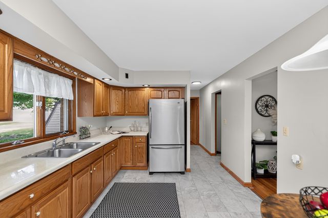 16122 Jackson Road, Mishawaka, IN 46544