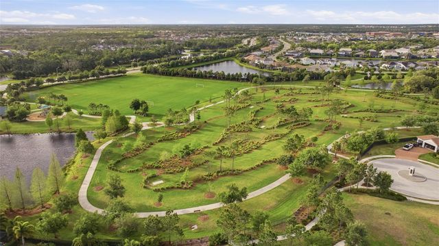 12241 PERENNIAL PLACE, Lakewood Ranch, FL 34211