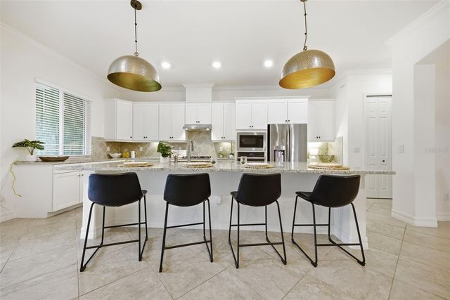 12241 PERENNIAL PLACE, Lakewood Ranch, FL 34211