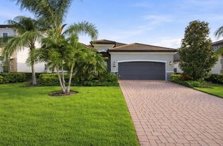 12241 PERENNIAL PLACE, Lakewood Ranch, FL 34211