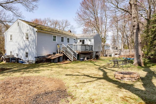 12 Dartmouth Drive, Milford, MA 01757