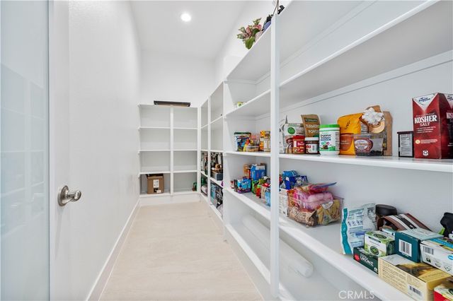 24152 West Corte Ala, Valencia, CA 91354