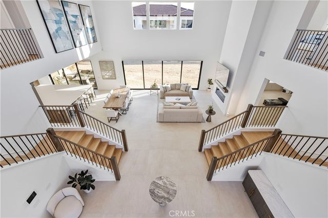 24152 West Corte Ala, Valencia, CA 91354