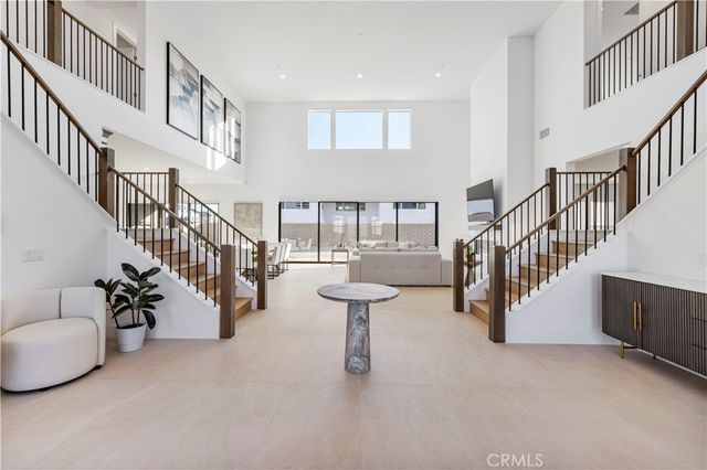 24152 West Corte Ala, Valencia, CA 91354