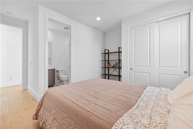 24152 West Corte Ala, Valencia, CA 91354