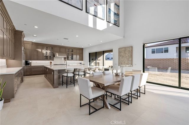 24152 West Corte Ala, Valencia, CA 91354