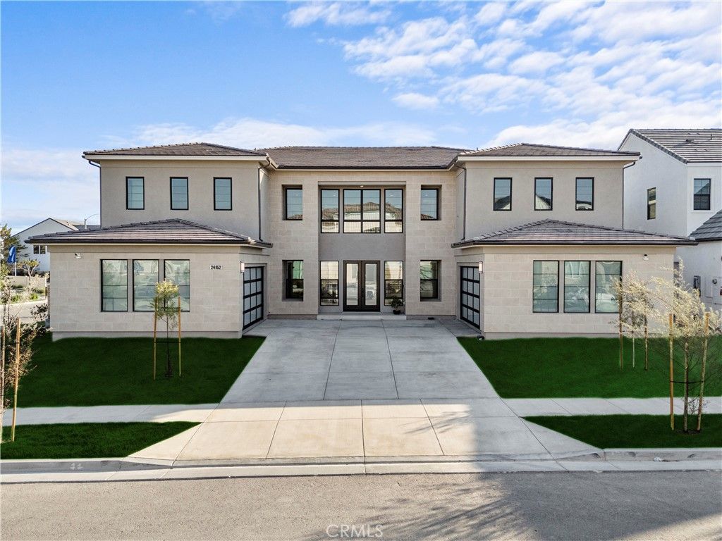 24152 West Corte Ala, Valencia, CA 91354