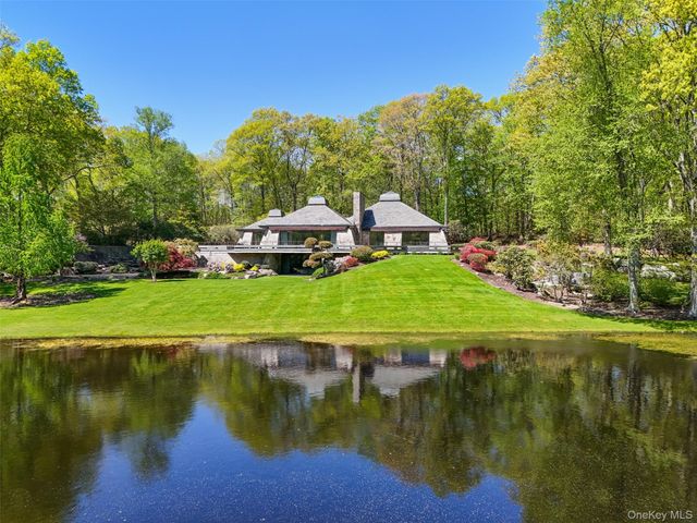 164 Eastwoods Road, Pound Ridge, NY 10576