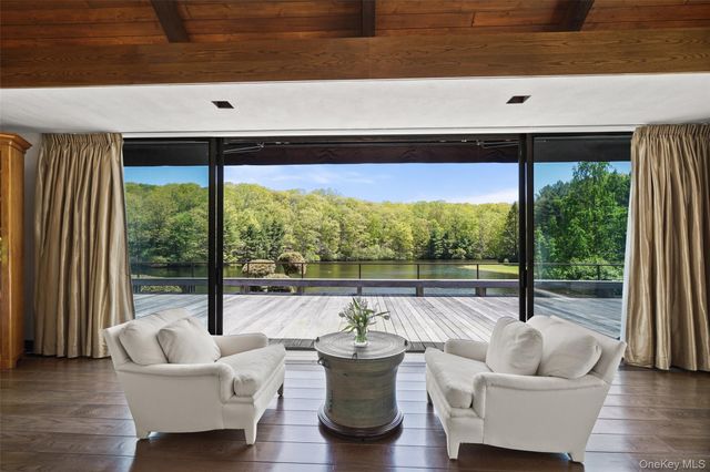 164 Eastwoods Road, Pound Ridge, NY 10576