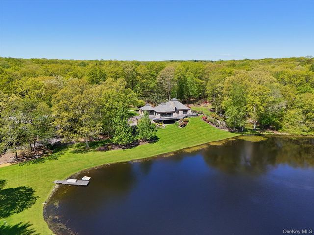 164 Eastwoods Road, Pound Ridge, NY 10576