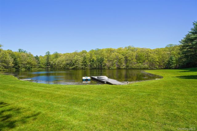 164 Eastwoods Road, Pound Ridge, NY 10576