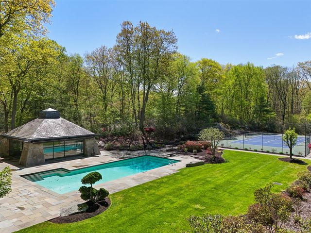 164 Eastwoods Road, Pound Ridge, NY 10576