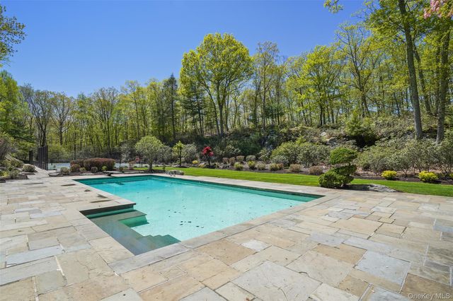 164 Eastwoods Road, Pound Ridge, NY 10576