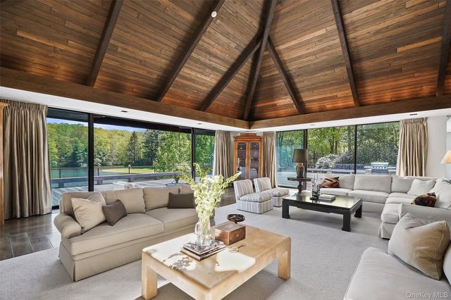 164 Eastwoods Road, Pound Ridge, NY 10576