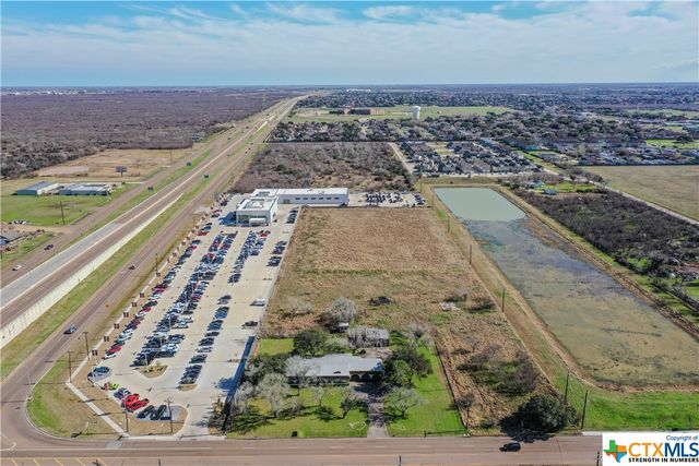 2404 Salem Road, Victoria, TX 77904
