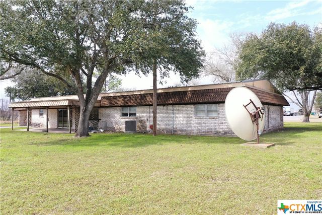 2404 Salem Road, Victoria, TX 77904