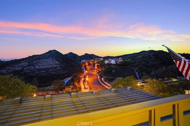 28115 Anvil Court, Valencia, CA 91354