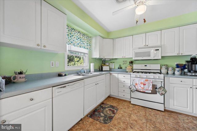 5601 CALVERT DR, Frederick, MD 21703
