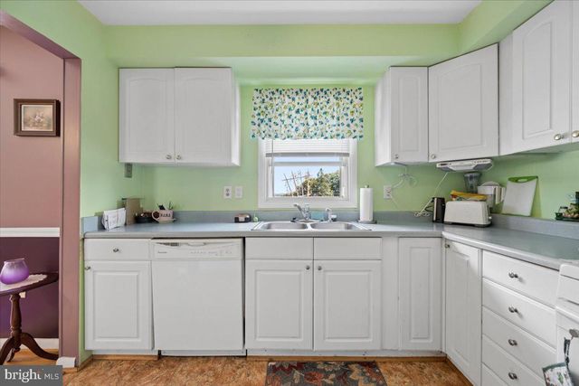 5601 CALVERT DR, Frederick, MD 21703