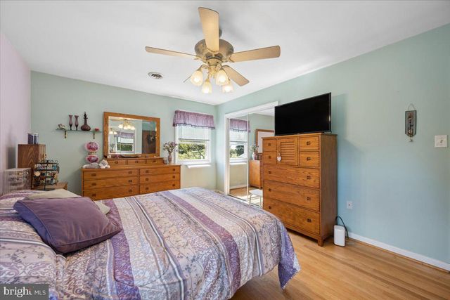 5601 CALVERT DR, Frederick, MD 21703