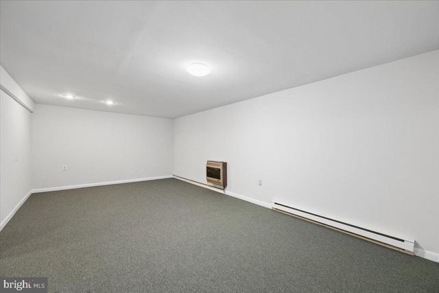 5601 CALVERT DR, Frederick, MD 21703