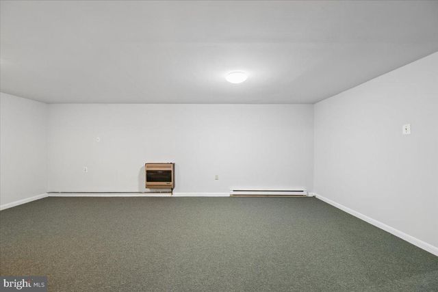 5601 CALVERT DR, Frederick, MD 21703