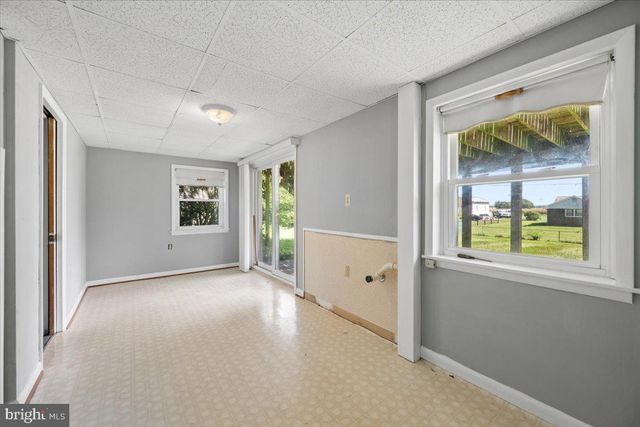 5601 CALVERT DR, Frederick, MD 21703
