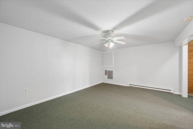 5601 CALVERT DR, Frederick, MD 21703