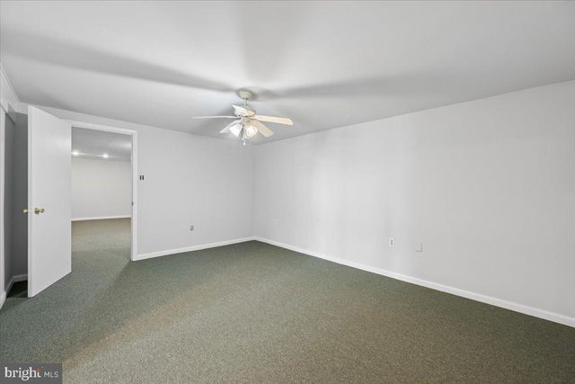 5601 CALVERT DR, Frederick, MD 21703