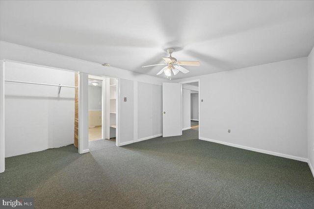 5601 CALVERT DR, Frederick, MD 21703