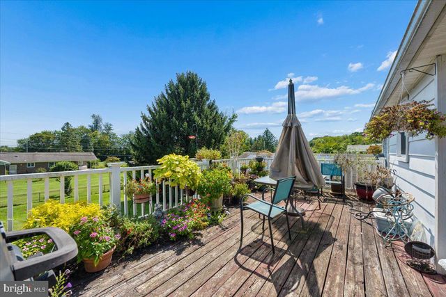 5601 CALVERT DR, Frederick, MD 21703
