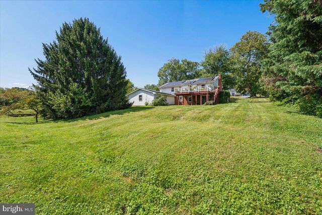 5601 CALVERT DR, Frederick, MD 21703