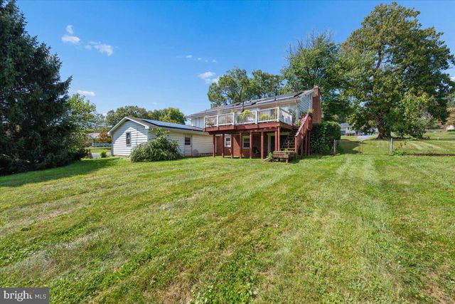 5601 CALVERT DR, Frederick, MD 21703